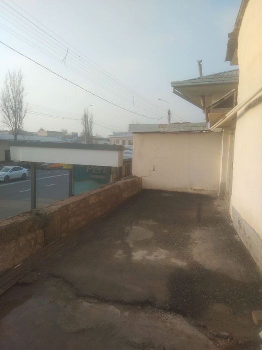 Ховли участка сотилади