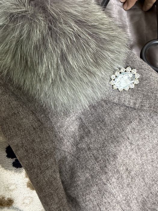 Продаю пальто очень хорошим цене