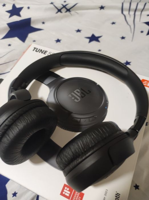 Căști JBL foarte bune