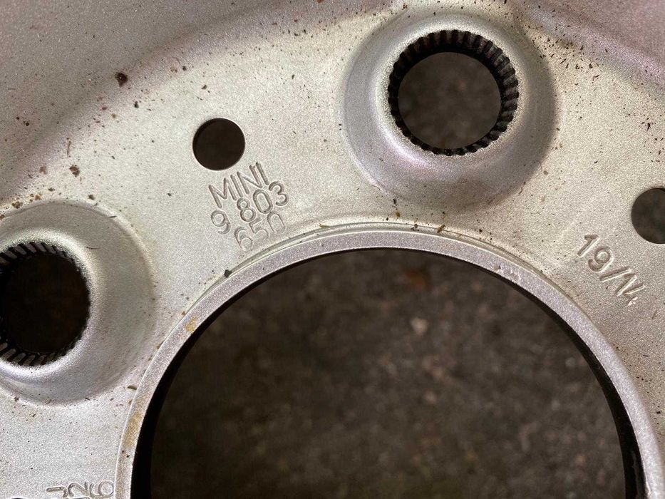 4 бр. Оригинални Метални Джанти със Сензори за MINI Clubman – 16”