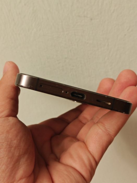 Продам Samsung S24 Plus