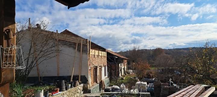 Ремонт на стари къщи