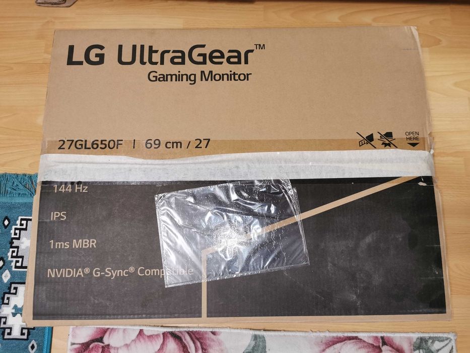 Monitor Gaming LG 1080p 27" 144Hz 5ms  27GL650F, placa de baza defecta, ecran intact si functional cu placa noua