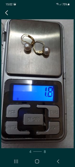 Золотые сережки с церконием  с жемчугом-циркоия