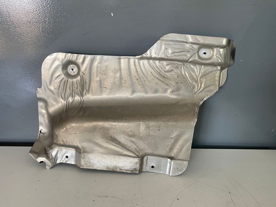 Scut termic rezervor VOLVO V60 2014-2018 31321124
