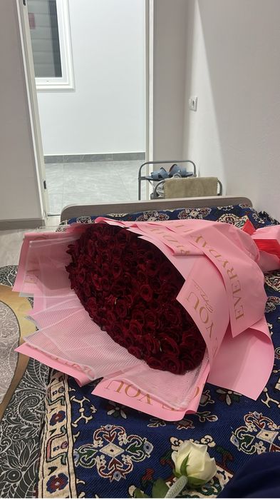 101 роза красный,красивый