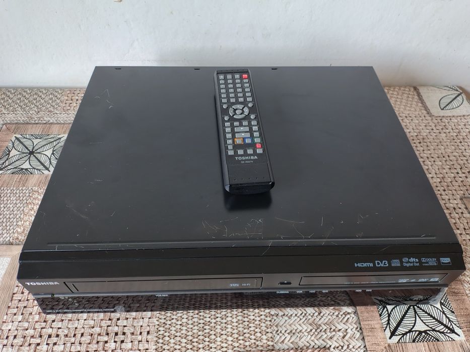 Video recorder combo hdd dvd Toshiba RDX V50
