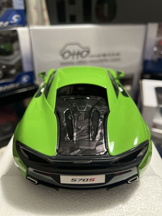 McLaren 570s  2016 mantis green AUTOart