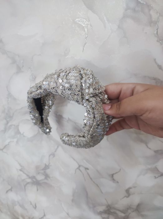 Шикарный ободок с пайетками