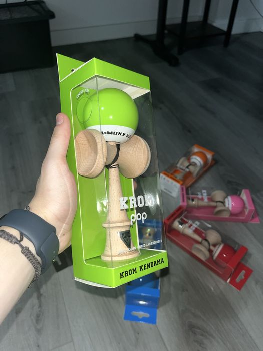 Kendama KROM POP Originala Sticky (Toate Culorile)