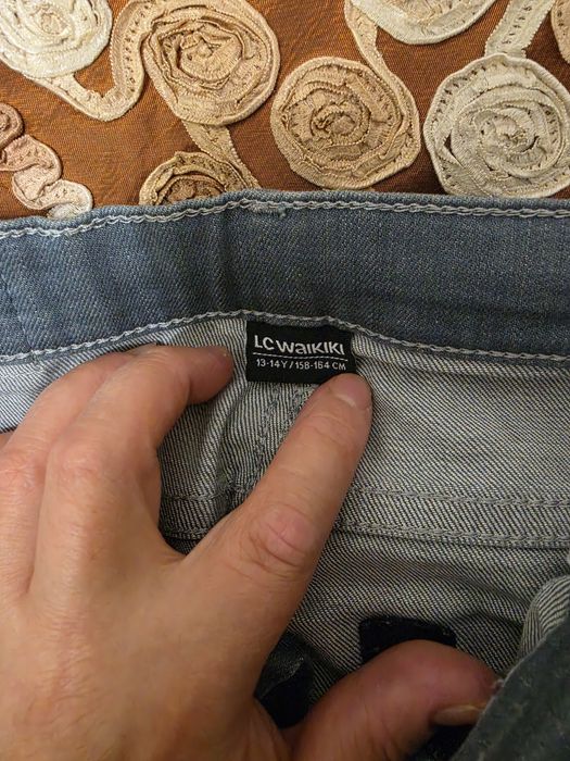 Продам джинсы для мальчика
