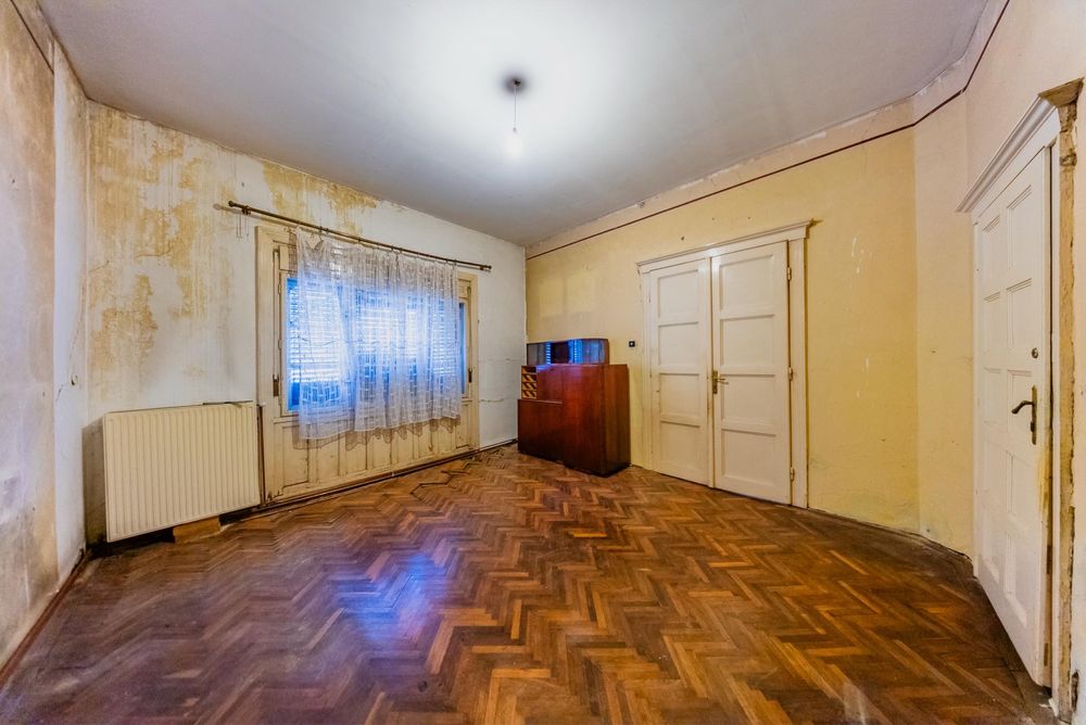 Casa Interbelica in zona Centrala