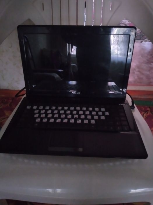 Маленкий ноутбук