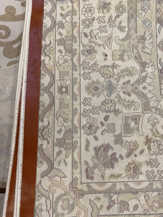 Ковер шелковый