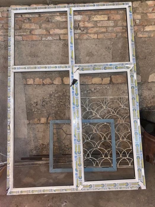 Продаётся пластикое окно