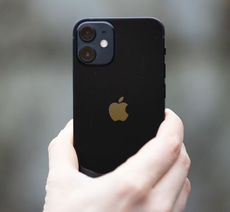 Iphone 12 black