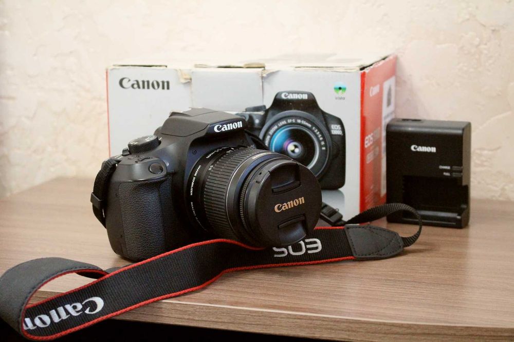 Фотоаппарат Canon EOS 1300D