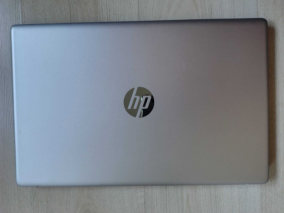 Laptop HP 17, Ryzen 7 5700U, RAM 16GB 3200Mhz, SSD 512GB, 17.3"