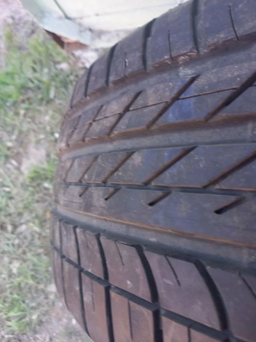 Одно колесо 245/45/20 GOODYEAR