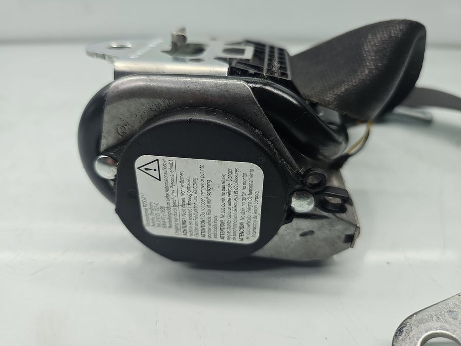 Centura dreapta fata Volkswagen Golf 6 (5K1) [Fabr 2009-2013] 1K485770