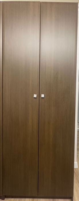 Шкаф двухстворчетый