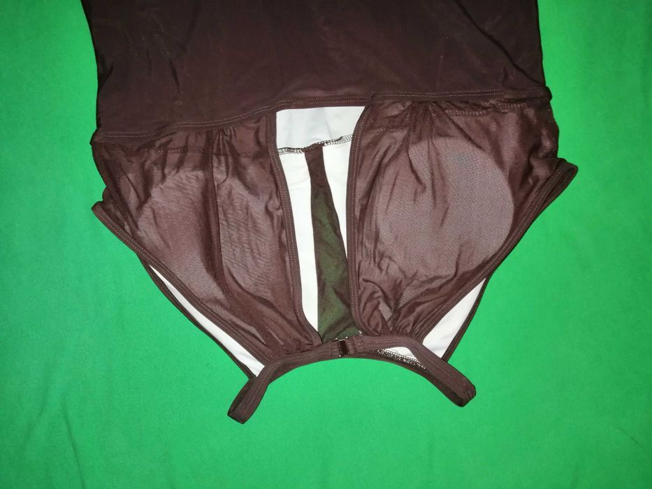 Costum de baie, maro 52 (16w)