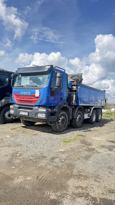 Iveco trakker 8x4