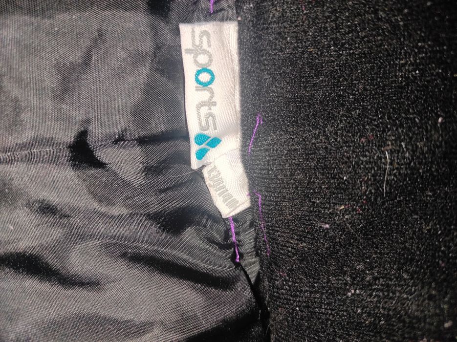 Продам брюки б/у для девочек рост 134-140