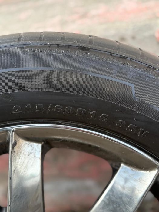 Продам 4 колеса комплект