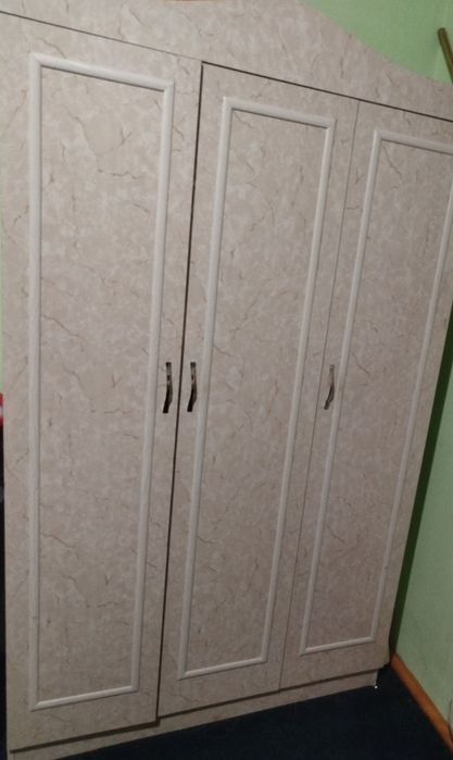 Продается спальный мебель