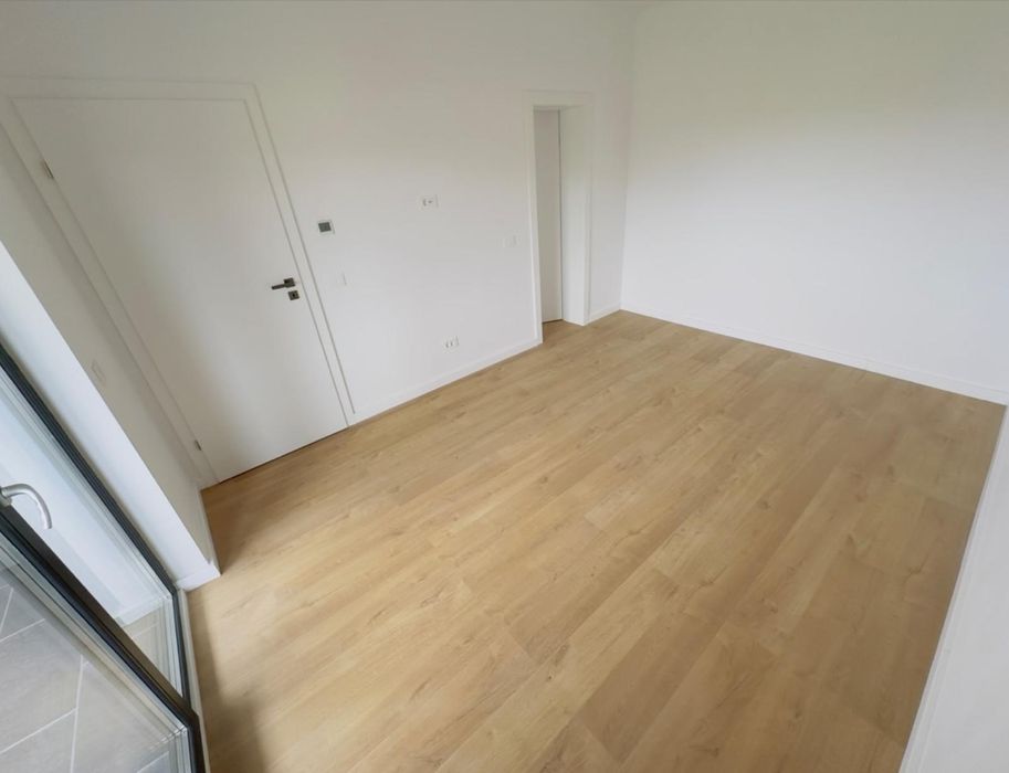 Casa INDIVIDUALA, cu GARAJ, teren 450 mp, Valea Adanca - Miroslava