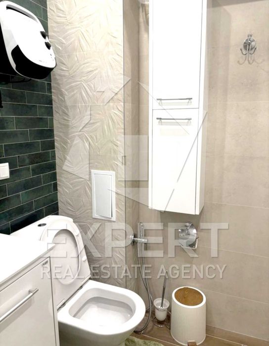 Двустаен апартамент в к.к. Св. Св. Константин и Елена, 67 м², 700 евро