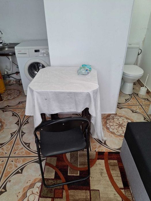 Inchiriez camera tip studio la casa, compacta si utilata, intrare separata-Buzau
