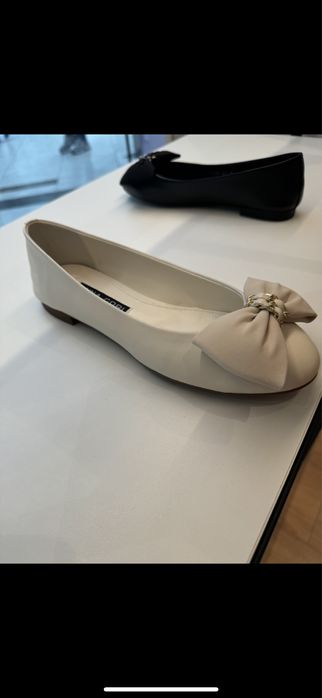 Balerini albi din piele - Anna Cori