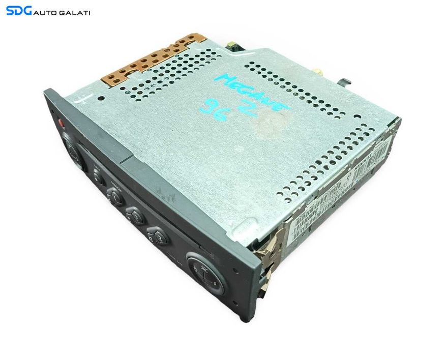 Radio CD Player Renault Modus 2004 - 2012 Cod 8200256141D [LR6645SOS]