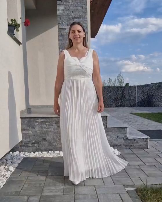 Rochie eleganta alba