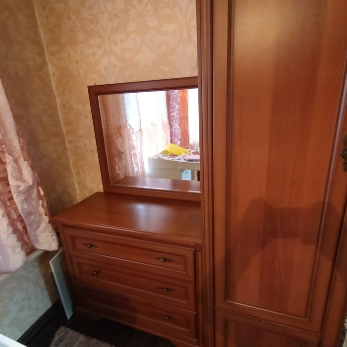 Спальный гарнитур