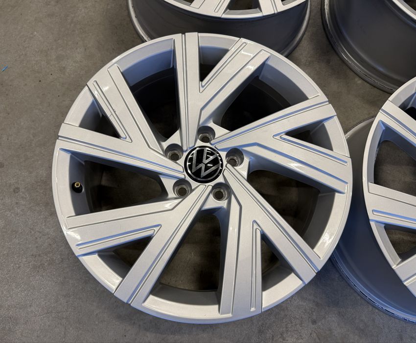 Jante aliaj 18’ Bergamo VW Golf 8 / Octavia, Leon, A3