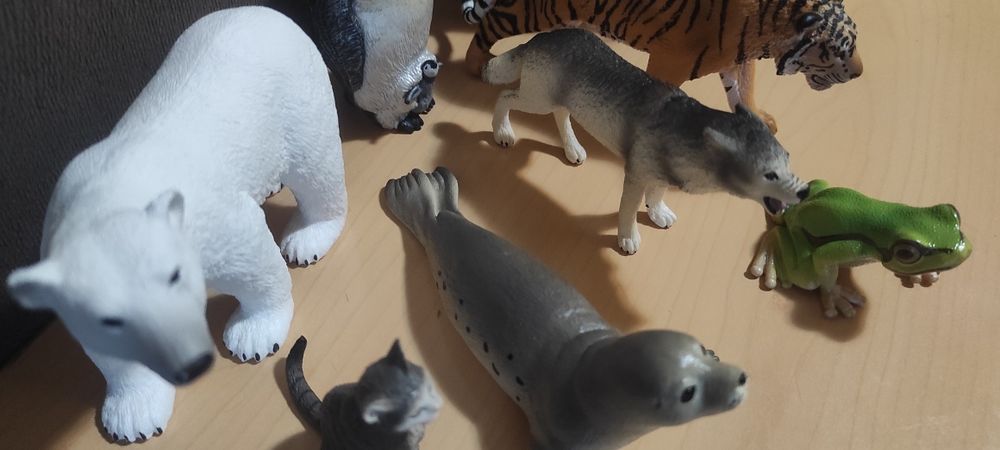 Фигурки Schleich и Papo