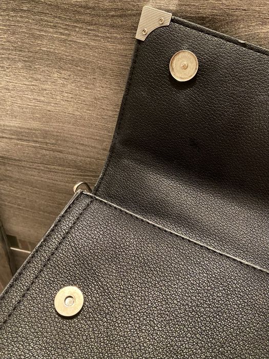 Сумочка черная