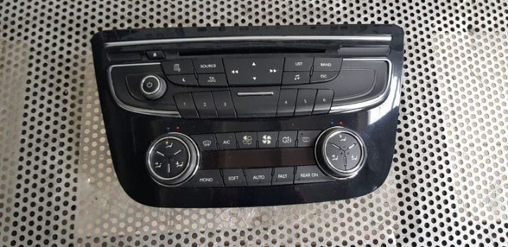 Panou Modul Unitate Navigatie Comenzi Climatronic Peugeot 508 An 2011-2018
