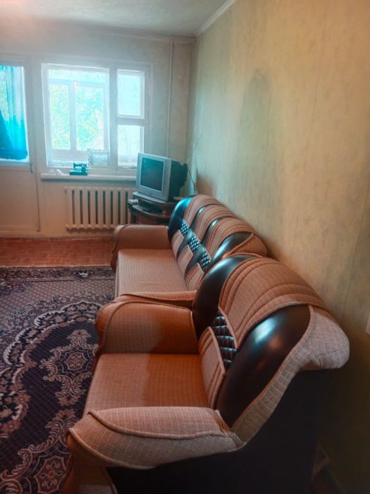 Продается 2 комн квартира