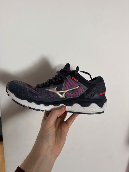 Mizuno wave horizon 5