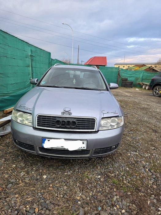 Dezmembrez Audi A4 b6  2.4 benzina v6