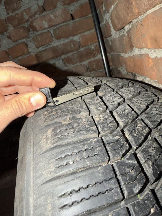 BMW Cross Spoke Style 177 19” – джанти със зимни гуми + фланци и болтове (E70)