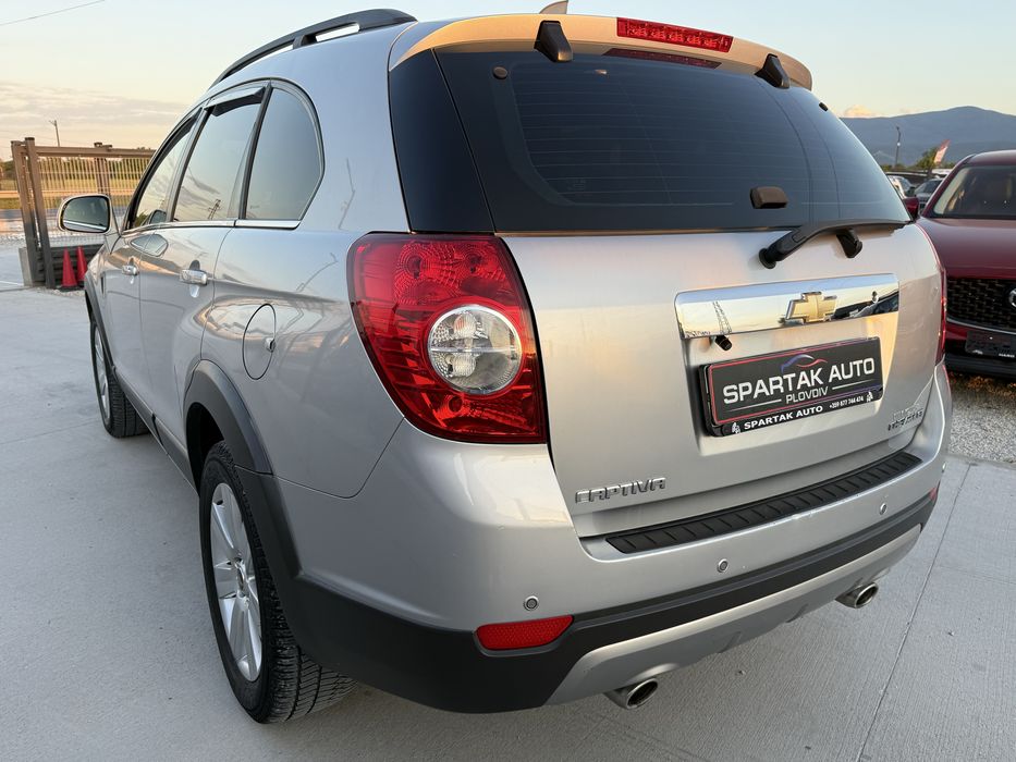 Chevrolet Captiva 2.0D* 2010г* АВТОМАТИК* 4Х4* КОЖА* 6+ 1 Местен*