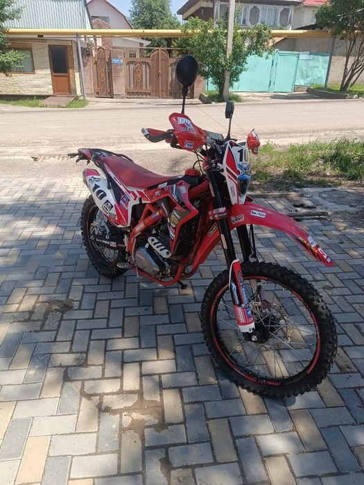 Эндуро мотоцикл 300