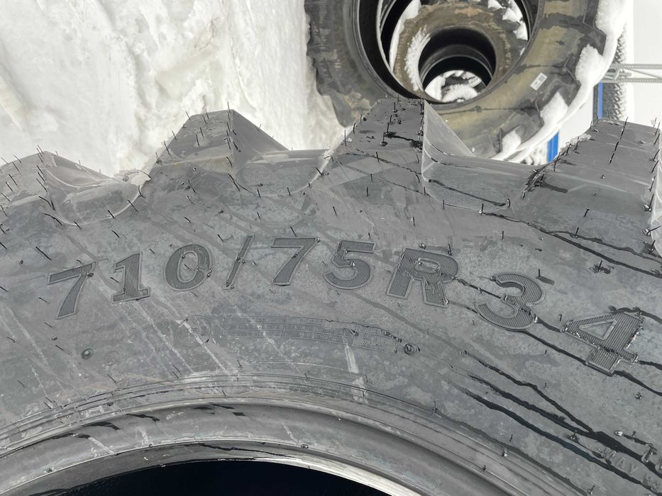 Anvelope noi de combina 710/75R34 NEW HOLLAND CX 8050