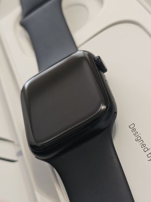Apple watch se2 като нов