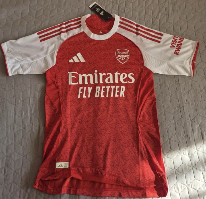 Тениска Arsenal 2025/26 GYÖKERES